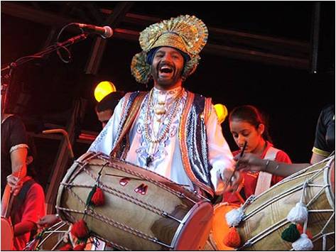 dhol players dubai