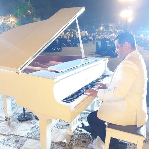 best pianist dubai